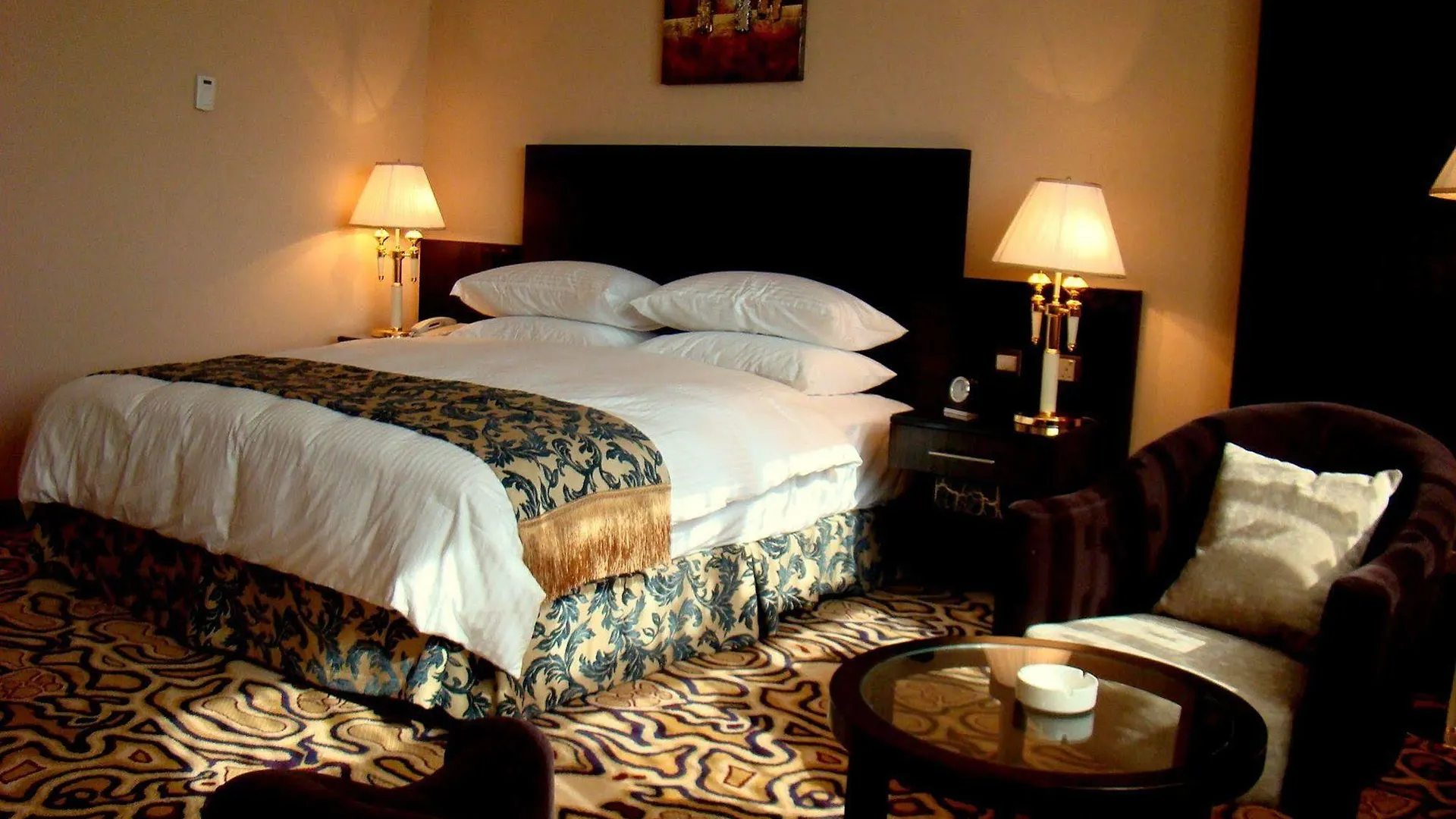 Sharjah Palace Hotel